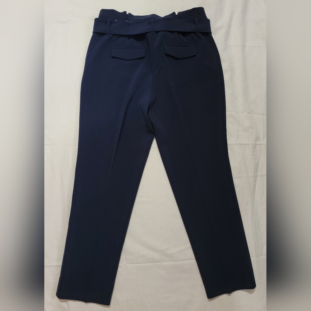 White House Black Market Tapered Ankle Pants Navy Blue Belted Size 6P - Picture 2 of 10